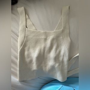 Aritzia Wilfred tie back tank